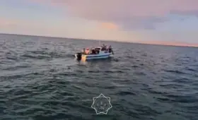 Поломка катера на Алаколе едва не обернулась бедой