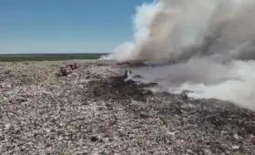 Мусорный полигон вспыхнул в Астане – показаны масштабы