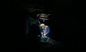 Женщина лишилась обеих ног после наезда парома на Алаколе