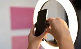 TikTok оказался под ударом: ЕС проверяет безопасность аккаунтов подростков
