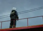 Пожар вспыхнул рядом с отелем в Бурабае