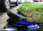 Автомобиль врезался в опору строящегося путепровода и перевернулся в Алматы