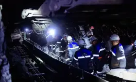 В шахте имени Костенко кандидаты партии «Әділет» обсудили вопросы безопасности труда
