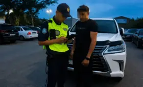 Сам сдал себя полиции – казахстанец на Lexus устроил опасный заезд ради лайков