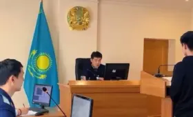 В Мангистауской области школьникам показали суд над закладчиками