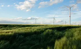Китайские инвестиции в зеленую энергетику установили новый рекорд
