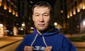 «Неважно, кто чемпион»: менеджер Рахмонова высказался о поединке с Махачевым