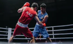 Два казахстанских боксера вышли в четвертьфинал чемпионата Азии в Джакарте