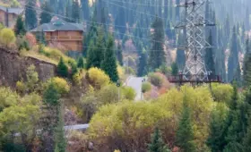 Подростки сбились с пути и заблудились в горах Алматы
