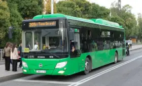 В Алматы на один день отменят плату за проезд в автобусах, троллейбусах и метро