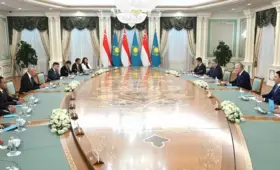 Токаев предложил Сингапуру расширить сотрудничество в сфере ИИ и цифровизации