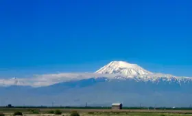 Исчезающий ледник на горе Арарат впервые исследовали ученые