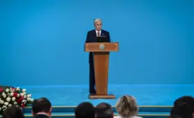 Президент оценил списки от партий с кандидатами в депутаты Курултая