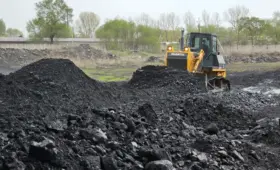 Казахстанцы стали меньше покупать уголь