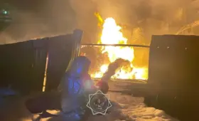 Взрыв газгольдера и сильный пожар: что происходит в Семее