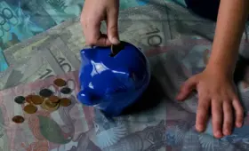 Может ли безработный должник не платить алименты