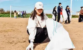 «Таза Қазақстан»: в Атырау прошла экологическая акция «LOTUS CLEAN DAY»