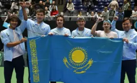Сборная Казахстана пробилась в плей-офф Кубка Дэвиса
