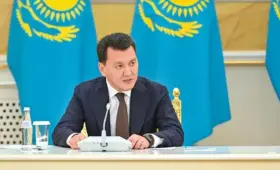 Созидательная повестка и конституционные ценности – Ерлан Карин обозначил приоритеты внутренней политики