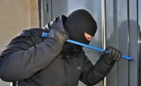Казахстанец ночью «посетил» музей и попал в полицию