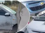 Путают педали и врезаются в ограждения: три ДТП за день устроили казахстанцы во время экзаменов на права