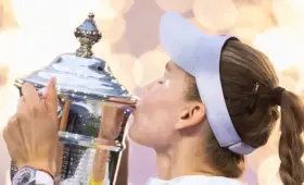 «Никогда не забуду»: Рыбакина показала трогательные фото с кубком US Open