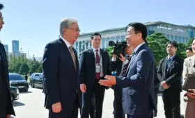 Токаев встретился со спикером парламента Южной Кореи