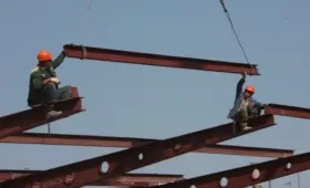 После смертельных трагедий на стройках Астаны проведут проверки