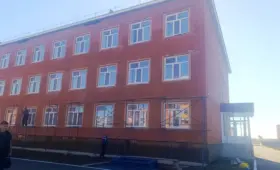 Новая школа Костаная попала в центр внимания из-за осыпающегося кирпича