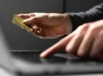 Когда и кем было совершено первое интернет-преступление в Казахстане