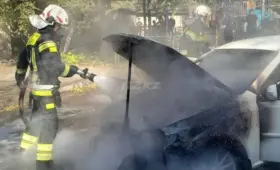 Автомобиль вспыхнул в Шымкенте