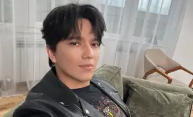 «Главное, чтобы подбородок попал в кадр»: Димаш Кудайберген показал себя с нового ракурса