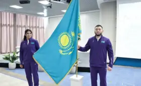 Cборной Казахстана вручили флаг для участия на V Азиатских Пара играх