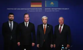 Президент Казахстана встретился с Оливером Гермесом для обсуждения вопросов ИИ и инфраструктуры