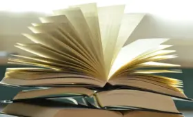 Учеба с препятствиями: казахстанские школьники занимались по учебникам с недостающими страницами