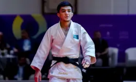 Казахстанец вышел в полуфинал чемпионата мира по дзюдо в Баку