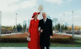 Король и королева Бельгии опубликовали фото на фоне «Байтерека»