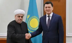 Ерлан Карин провел встречи с представителями ведущих религиозных организаций