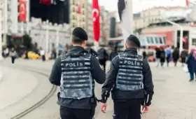 Во Франции протесты школьников привели к сотням пострадавших